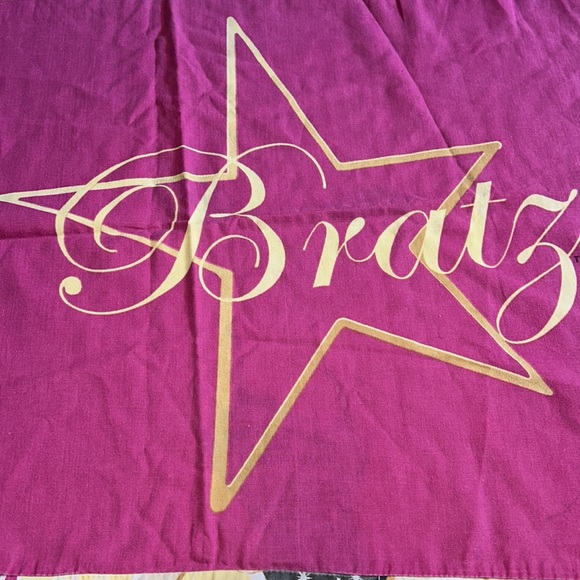 Bratz pink zebra print pillow case - Picture 5 of 7